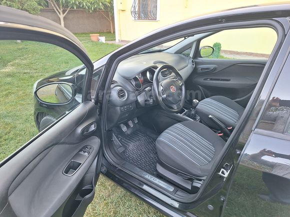 Sahibinden 183.000 km'de 2011 Fiat Punto Evo