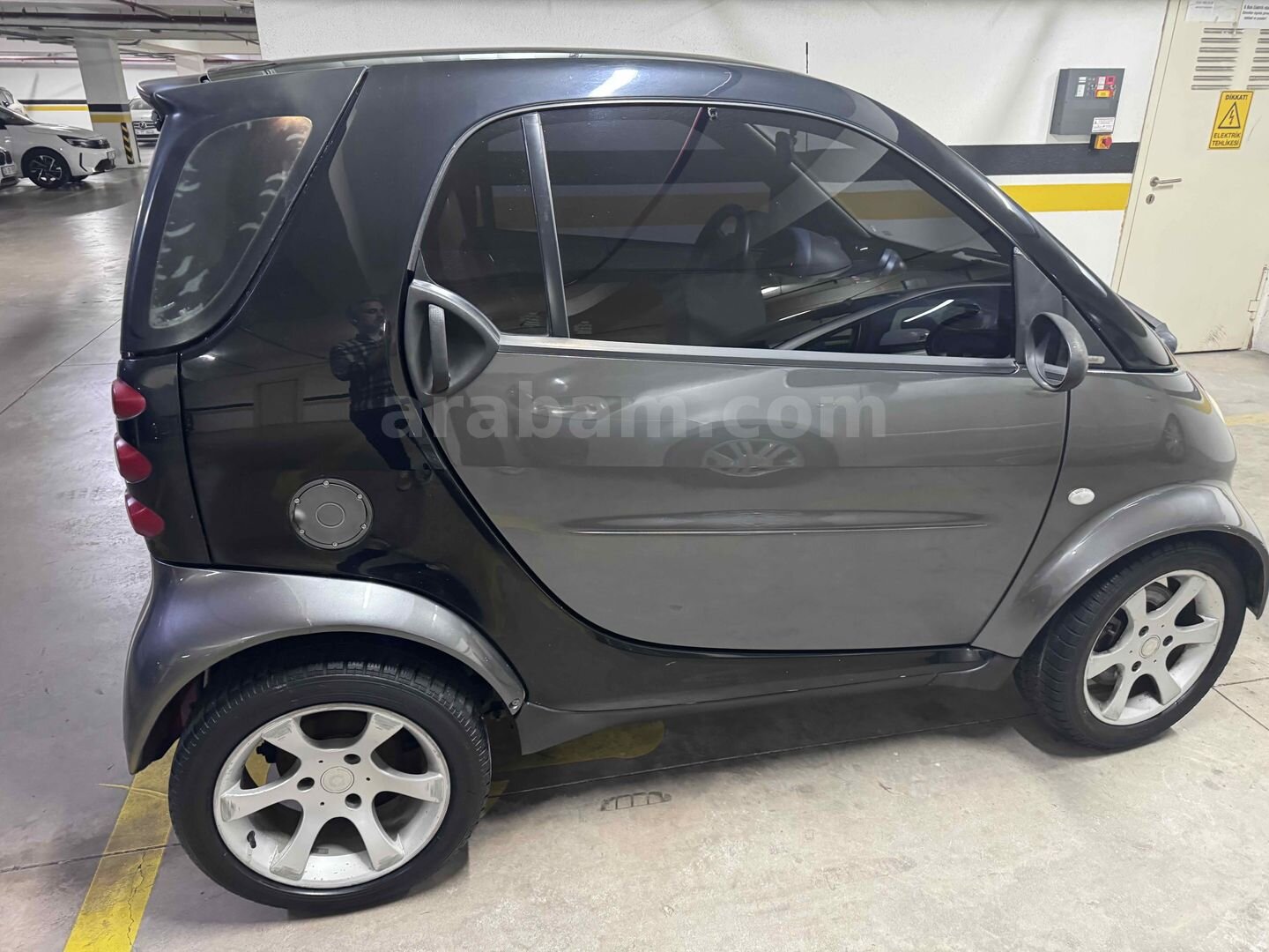 Sahibinden Smart ForTwo 0.7 Pulse 2005 Model İstanbul 145.000 km Füme 6