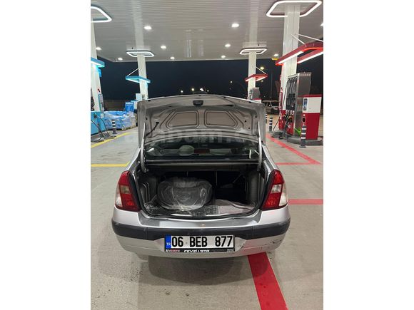 Sahibinden Renault Clio 1.4 enjeksiyon 2005 Model