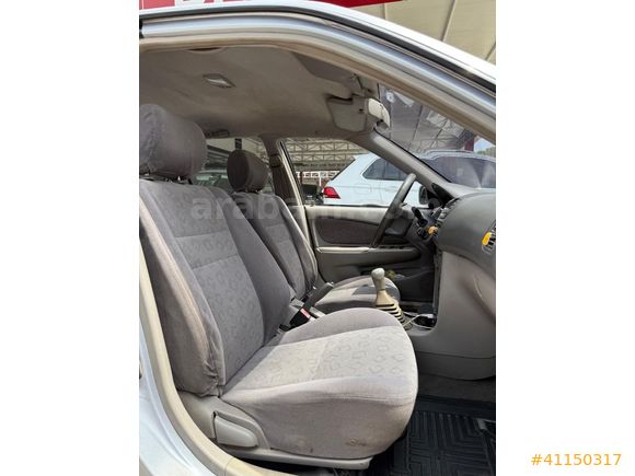 2001 TOYATA COROLLA 1,6 SOL SPECAİL LPG TAM BAKIMLI AİLE ARACI