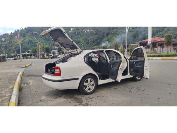 Skoda Octavia 1.6 motor 2003 Model ŞANZIMANI ARIZALI