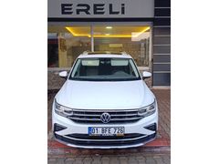 2022TİGUAN 1,5 TSİ ELEGNCE CAM TAVAN HAYALET TAM BAKIMLI 1BOYALI