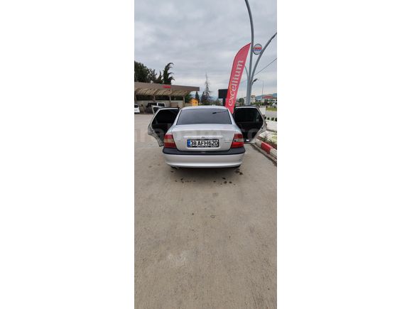 acil satılık Sahibinden Opel Vectra 2.0 CD 1996 Model