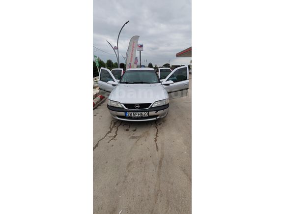 acil satılık Sahibinden Opel Vectra 2.0 CD 1996 Model