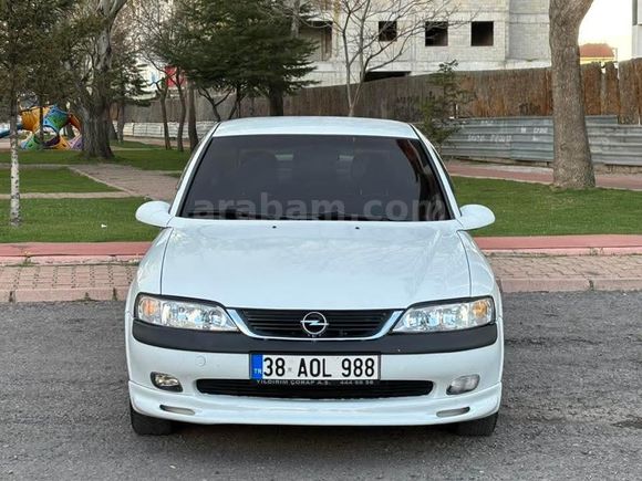 EMSALSİZ KURUŞ MASRAFSIZ 1997 Opel Vectra 2.0 CD 1997 Model