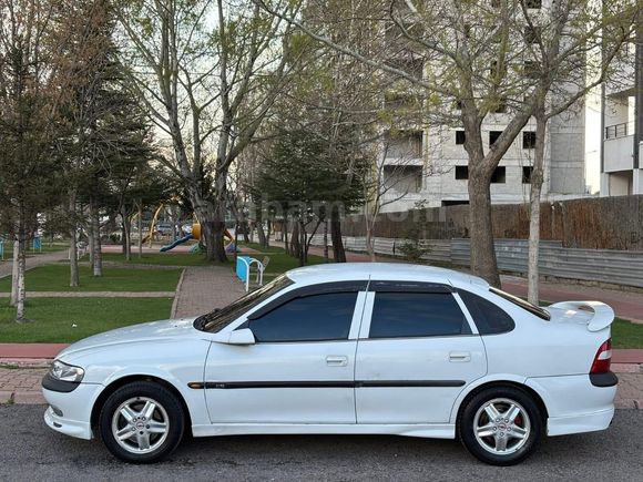 EMSALSİZ KURUŞ MASRAFSIZ 1997 Opel Vectra 2.0 CD 1997 Model