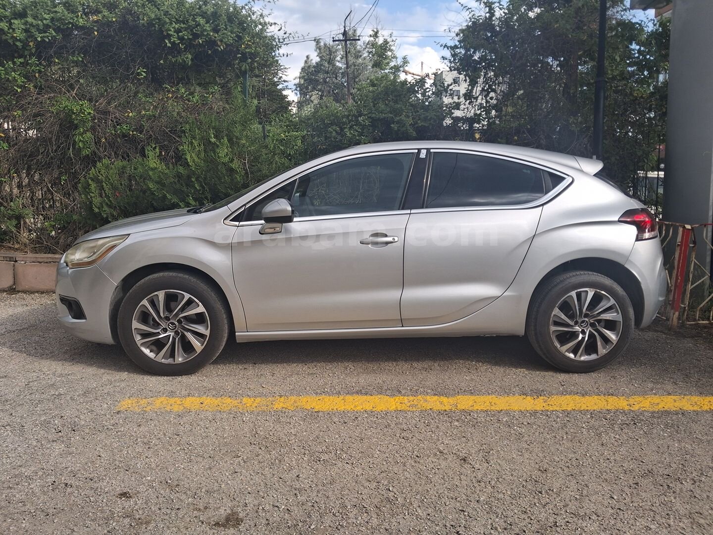 Sahibinden DS Automobiles DS4 1.6 e-HDi D-Style 2012 Model Ankara 350.000 km Gri (Gümüş) 1