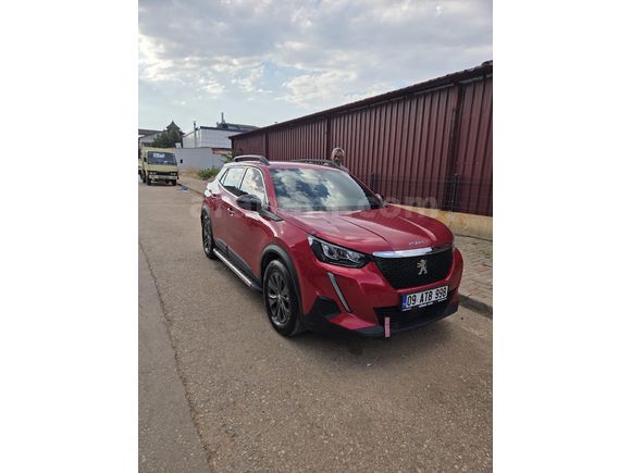 Sahibinden Peugeot 2008 1.2 PureTech Active 2022 Model  90.000 km Kırmızı