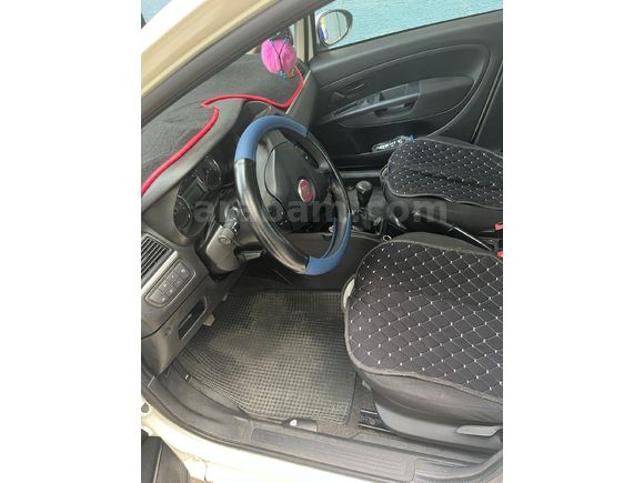 Sahibinden Fiat Linea 1.3 Multijet Pop 2017 Model  187 km Beyaz