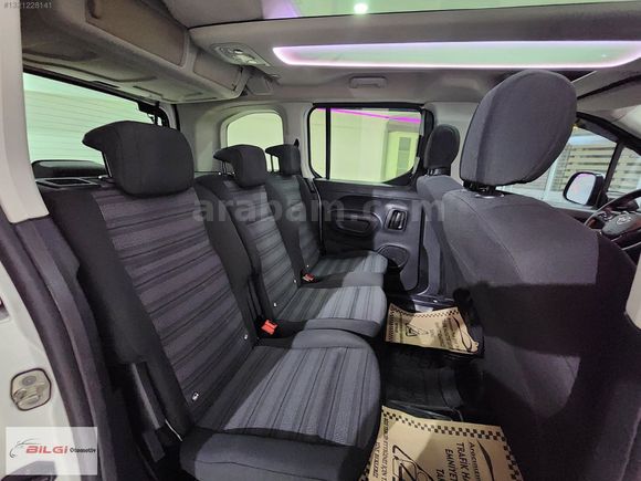 ///BOYASIZ TRAMERSİZ DEĞİŞENSİZ CAM TAVANLI OTOMATİK..