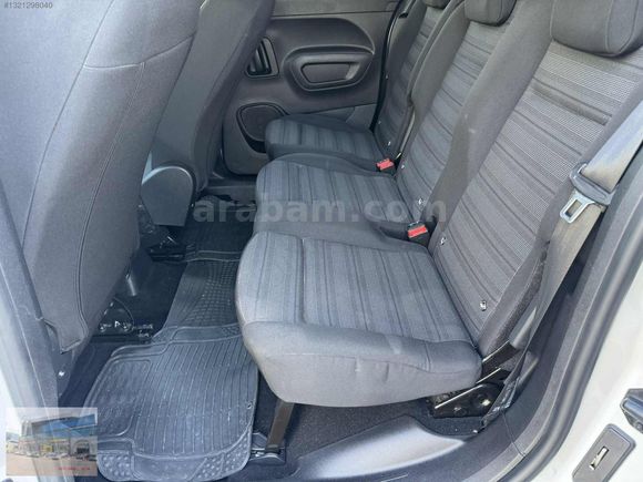 250.000 TL %0 FAİZ-HATASIZ 2019 OPEL COMBO 1.5 D EXCELLENCE