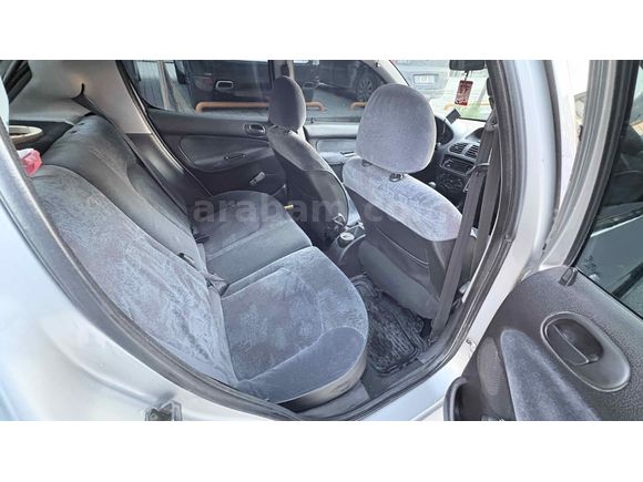 Sahibinden Peugeot 206 1.6 XT 2000 Model 