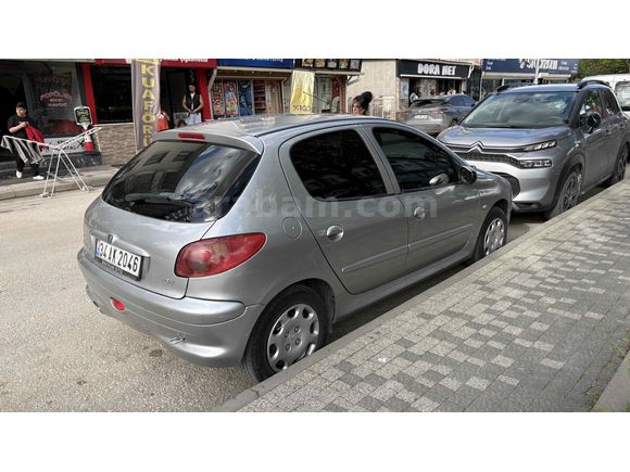 Sahibinden Peugeot 206 1.6 XT 2000 Model 