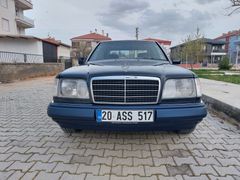 ÖĞRETMENDEN DEĞİŞENSİZ M111 MOTORLU SUNROOFLU OTOMATİK W124 KASA E200
