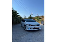 Sahibinden Honda Civic 1.6i VTEC Dream 2012 Model