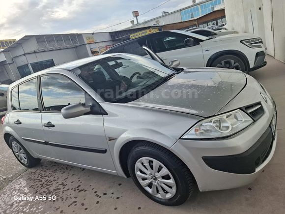 Sahibinden Renault Megane 1.4 Authentique 2009 Model Memurdan temiz  Ankara arabası