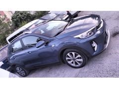 Sahibinden Kia Stonic 1.4 MPI Business 2022 Model İstanbul 193.000 km Mavi
