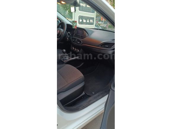Sahibinden Fiat Egea 1.4 Fire Easy 2023 Model
