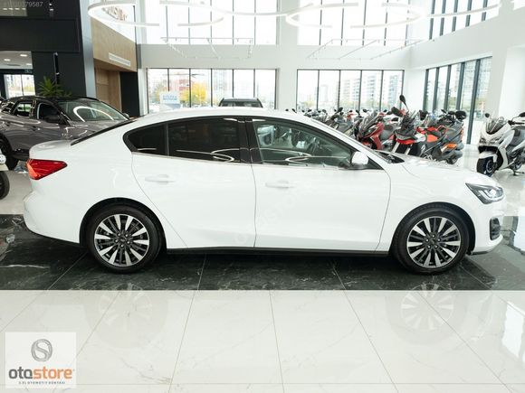 OTOSTORE'DAN Focus 1.0 Ecoboost Titanium X 2023