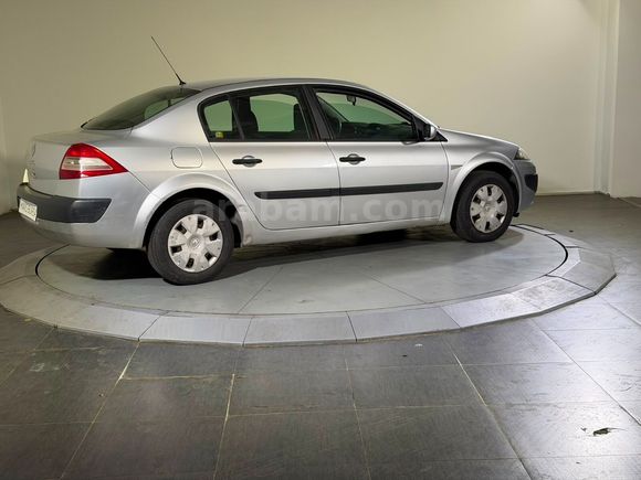 otomobil Renault Megane Sedan 1.5 DCI Authentique