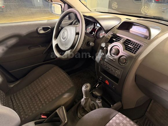 otomobil Renault Megane Sedan 1.5 DCI Authentique