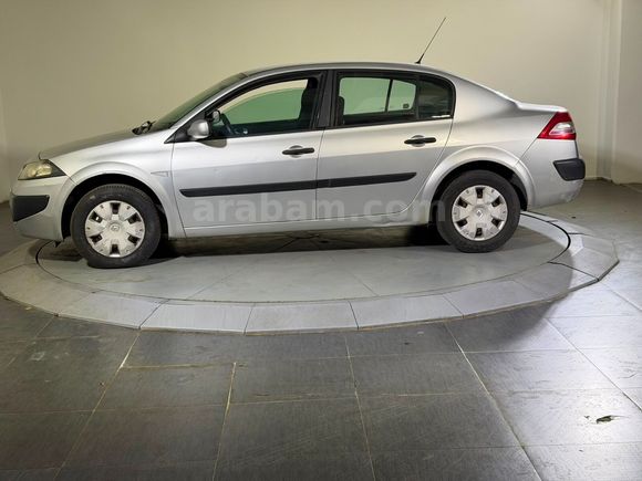 otomobil Renault Megane Sedan 1.5 DCI Authentique