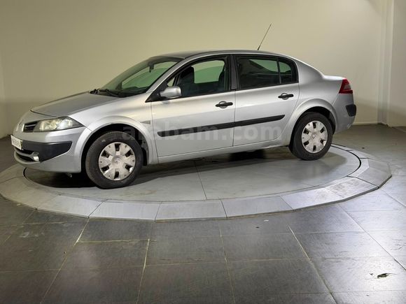 otomobil Renault Megane Sedan 1.5 DCI Authentique