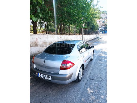 Sahibinden Renault Megane 1.6 Expression 2007 Model
