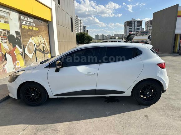 Sahibinden Renault Clio 1.2 Joy 2013 Model  260.000 km Beyaz