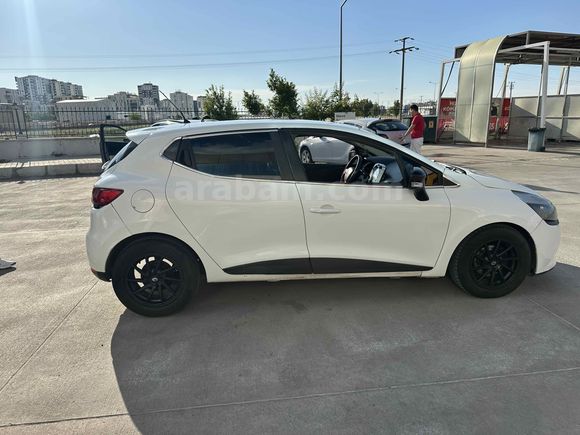 Sahibinden Renault Clio 1.2 Joy 2013 Model  260.000 km Beyaz