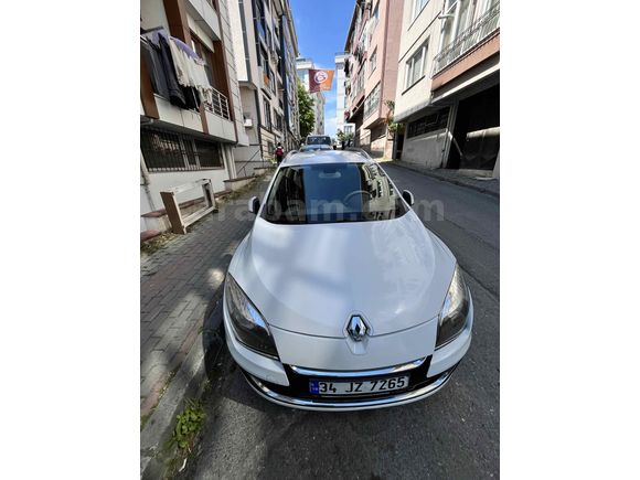 Sahibinden Renault Megane 1.5 dCi Sport Tourer Privilege 2013 Model 