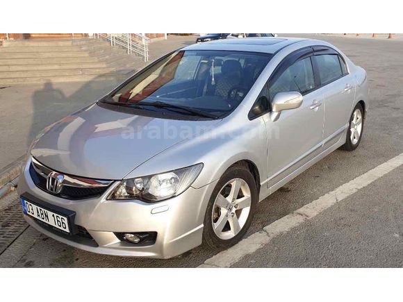 Sahibinden Honda Civic 1.6i VTEC Elegance 2011 Model 