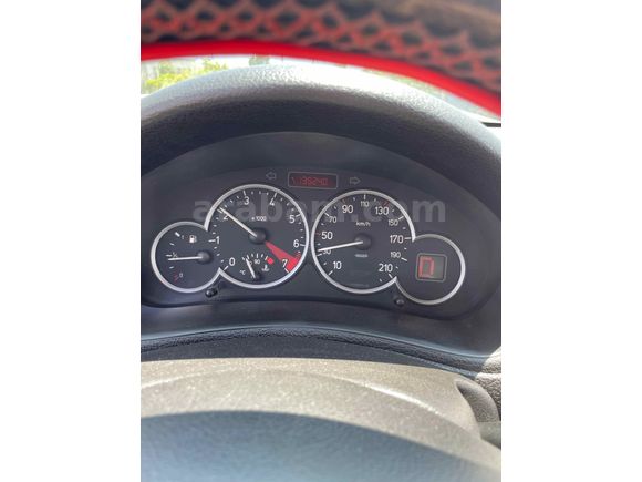 Sahibinden Peugeot 206 1.4 X-Design 2006 Model İstanbul 138.000 km Kırmızı