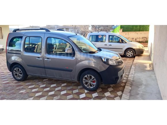 Sahibinden Renault Kangoo Multix 1.5 dCi Extreme 2015 Model