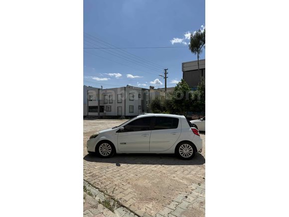 DÜŞÜK KM MAKYAJLI KASA FULL PAKET CLIO 3
