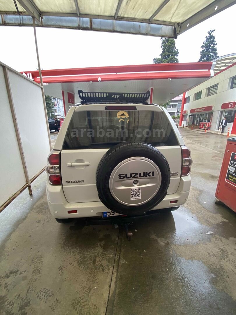 Sahibinden Suzuki Grand Vitara 1.6 JX-A 2011 Model 3