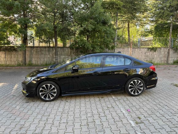 Sahibinden Honda Civic 1.6 İVTEC Dream 2012 Model  157.000 km Siyah