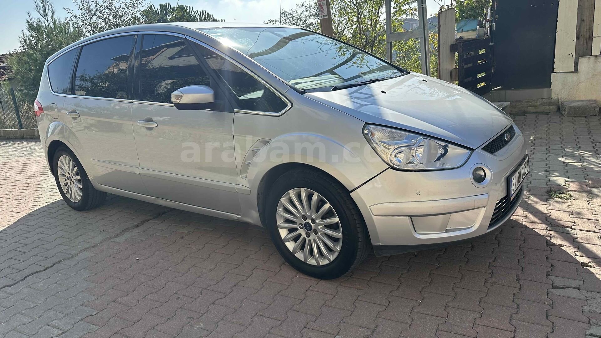 Sahibinden Ford S-Max 2.0 TDCi Titanium 2013 Model İstanbul 243.000 km Füme 2