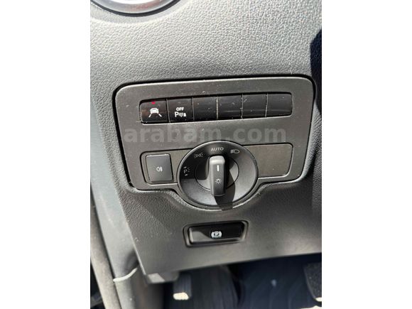 Sahibinden 170 bin km de. Hatasız full servis bakımlı  