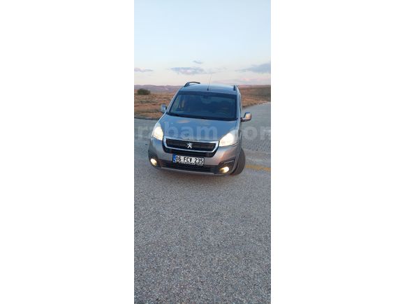 İKİNCİ  SAHİBİNDEN   PEUGEOT PATNER TEPE ALLURE l