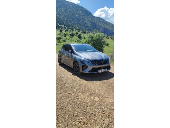 Sahibinden Renault Clio 1.0 TCe Techno Esprit Alpine 2023 Model