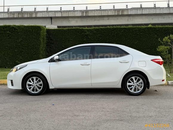 HATASIZ 2015 BOYASIZ COROLLA 1.6 ADVANCE LPGLİ 153.000 KM