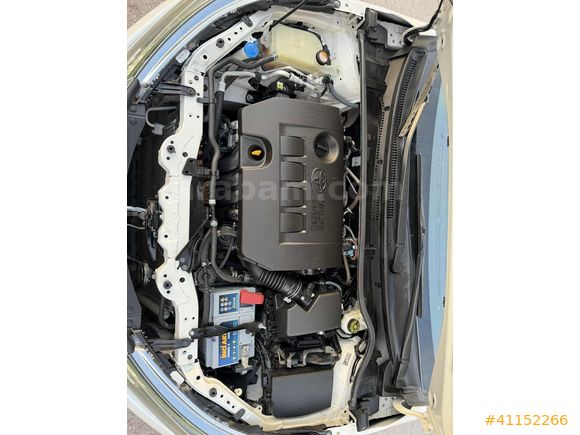 HATASIZ 2015 BOYASIZ COROLLA 1.6 ADVANCE LPGLİ 153.000 KM