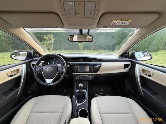 HATASIZ 2015 BOYASIZ COROLLA 1.6 ADVANCE LPGLİ 153.000 KM
