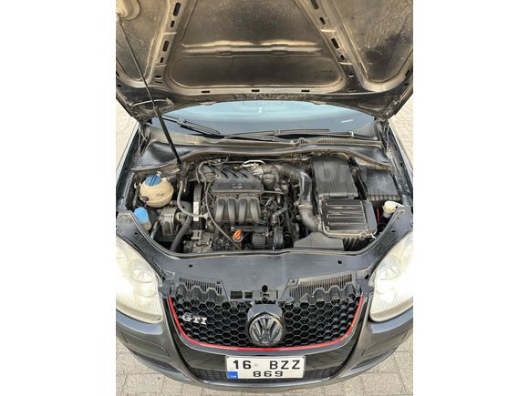 GOLF 5 1.6 AKILLI DEBRİYAJ SİSTEMLİ HASAR KAYITSIZ