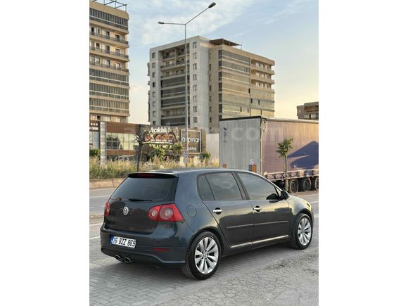 GOLF 5 1.6 AKILLI DEBRİYAJ SİSTEMLİ HASAR KAYITSIZ