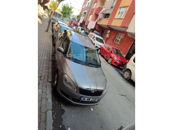 Sahibinden Skoda Roomster 1.2 Style 2011 Model