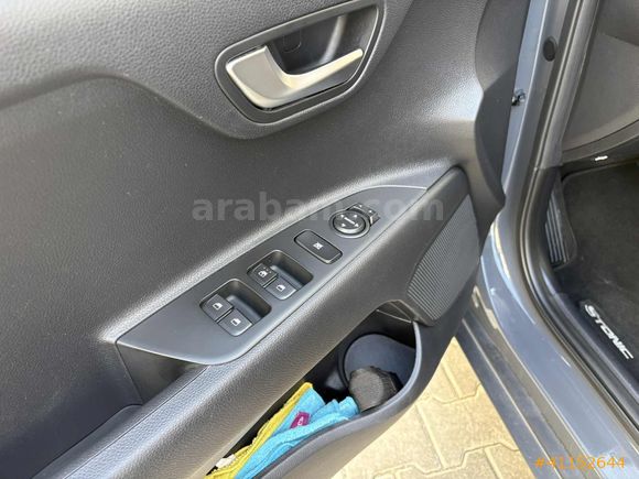 2023 Kia Stonic