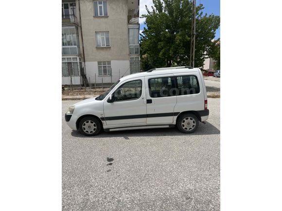 Sahibinden Peugeot Partner 2.0 HDI 2005 Model 