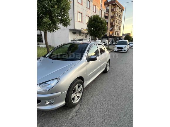 Sahibinden Peugeot 206 1.6 XT 2000 Model 